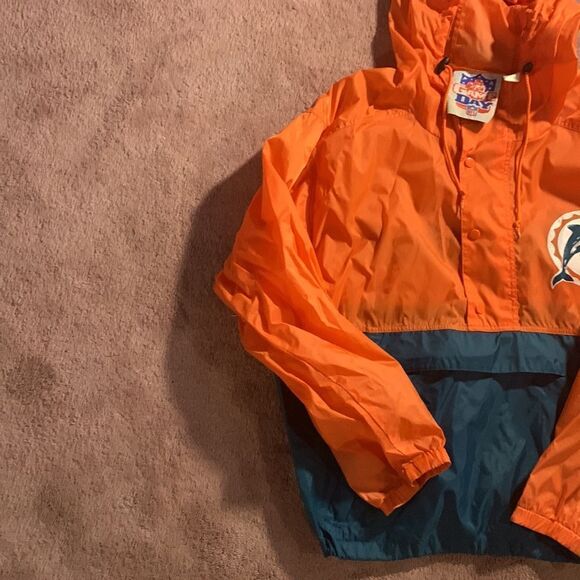Vintage Dolphins three quarter buttoned jacket - Picture 4 of 7
